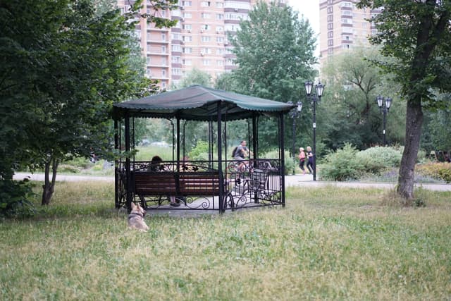 Парк на улице Молодежная - фото 4